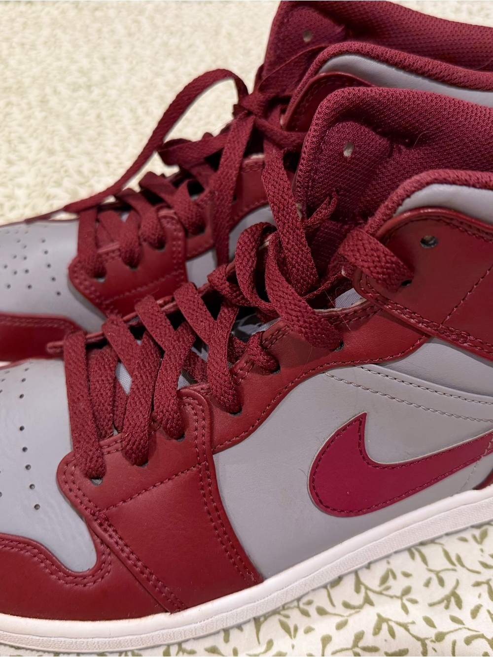 Air Jordan 1 Mid 'Cherrywood Red' - Picture 4 of 9